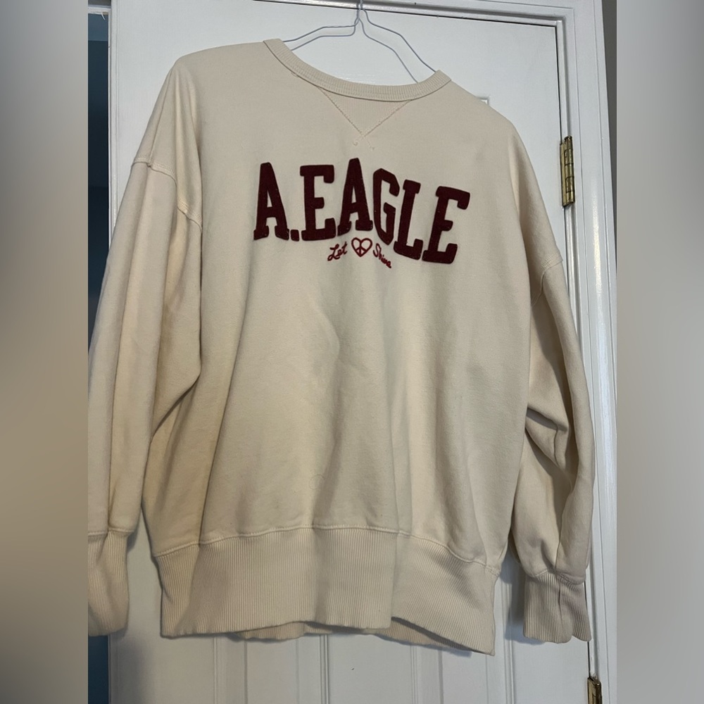 American Eagle sweatshirt